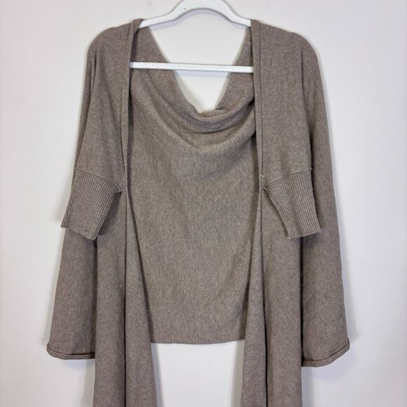 Mersea Light Brown Fringe Bottom Short Sleeve Sweater - Picture 3 of 9